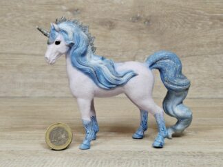Schleich - 70823 Flowy Einhorn Stute