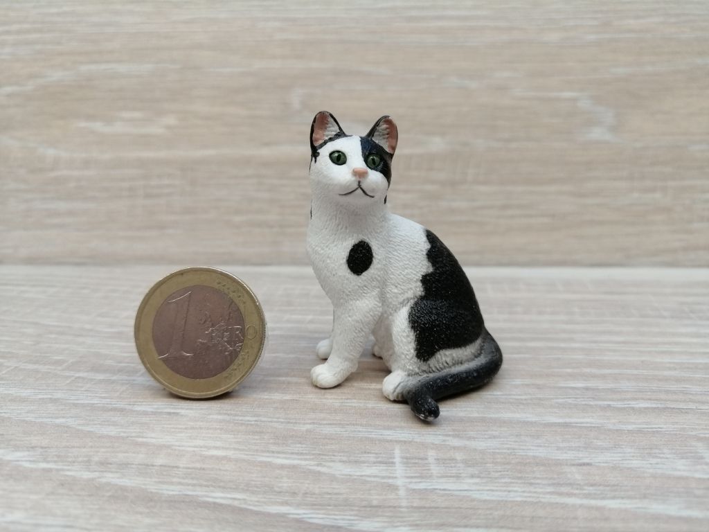 Schleich - 13637 Katze, sitzend [schwarz/weiß]