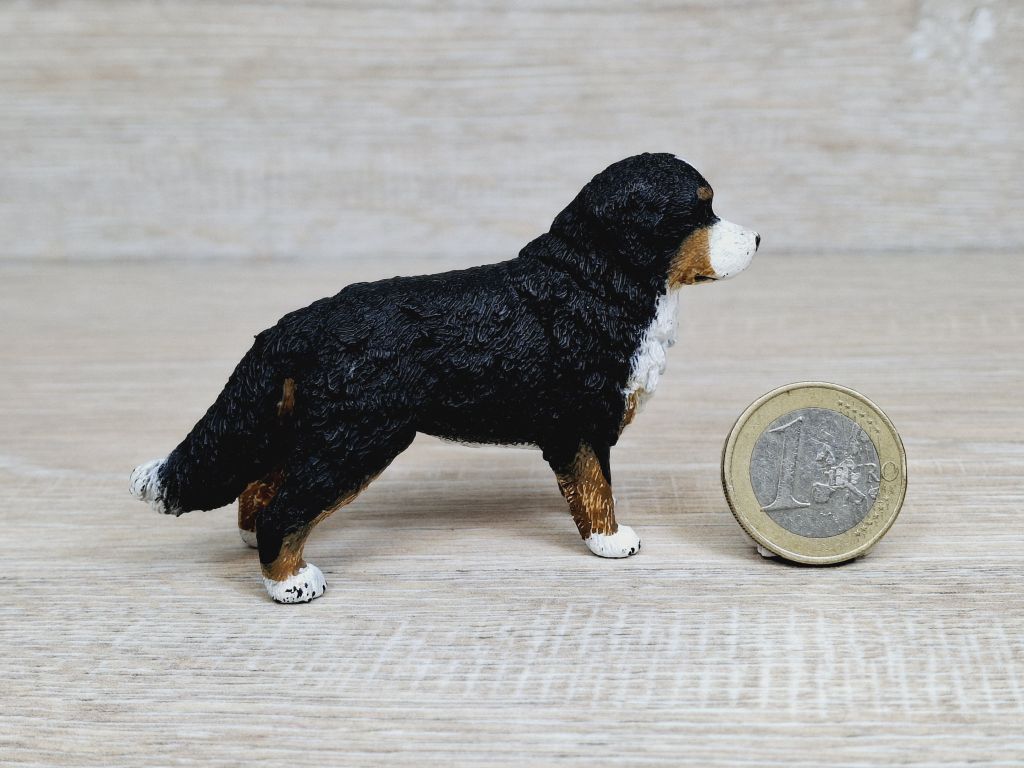 Schleich - 16397 Berner Sennenhündin