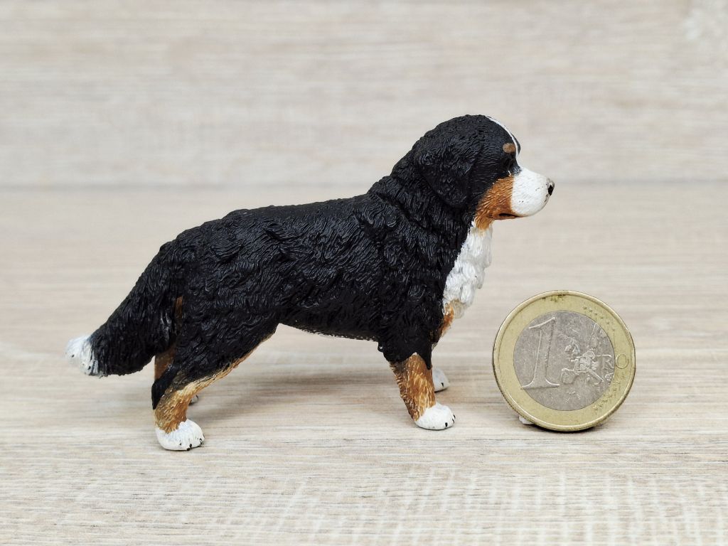 Schleich - 16397 Berner Sennenhündin
